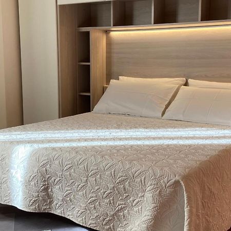 Indipendent Studio Apartment With Terrace - Parking Florenz Exterior foto