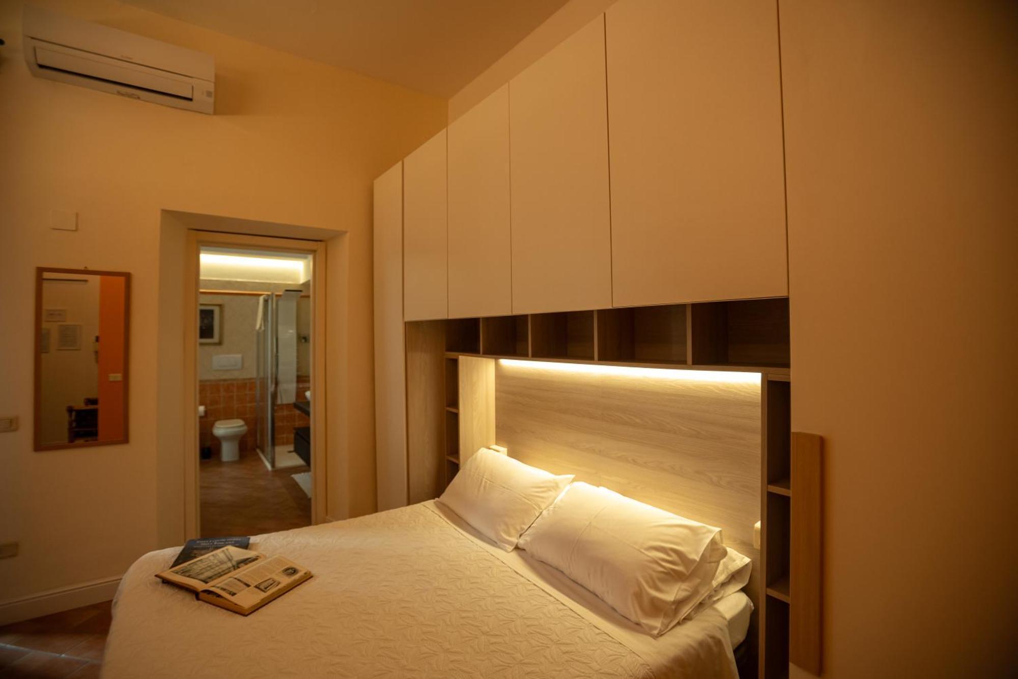 Indipendent Studio Apartment With Terrace - Parking Florenz Exterior foto