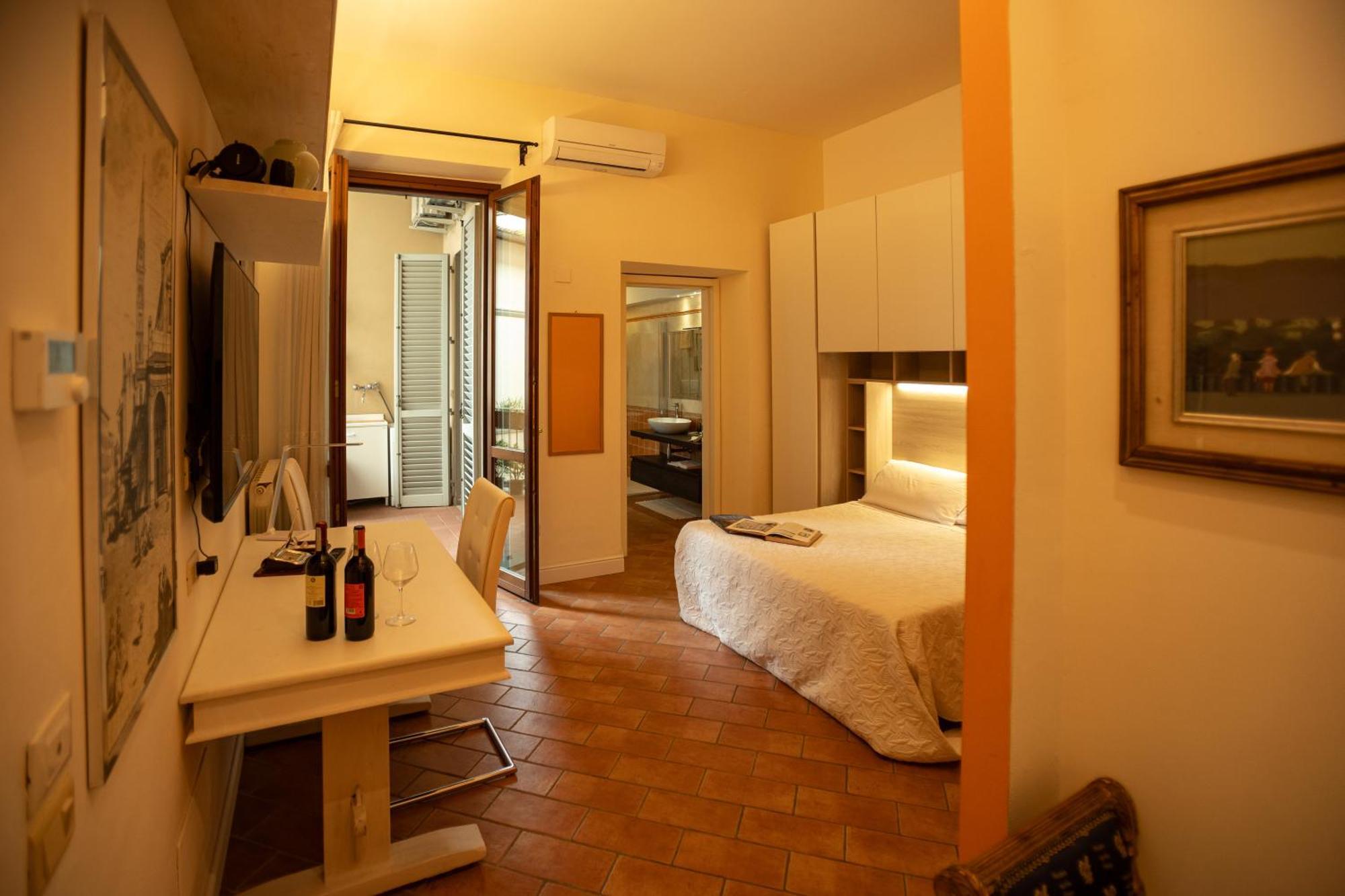 Indipendent Studio Apartment With Terrace - Parking Florenz Exterior foto